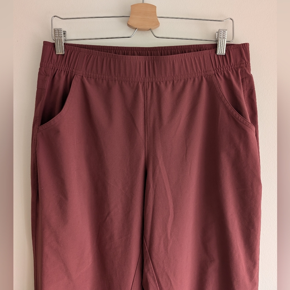 Eddie Bauer Maroon Elastic Waist Casual Stretch Pants Womens